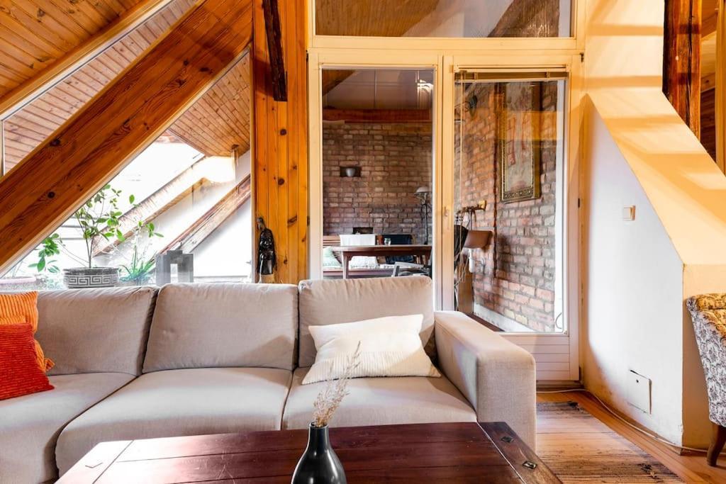 Rooftop 180M2 Loft With Private Sauna, Bratislava Luaran gambar