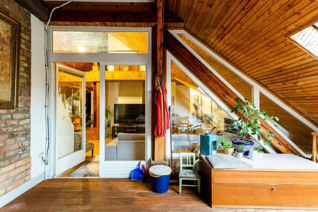 Rooftop 180M2 Loft With Private Sauna, Bratislava Luaran gambar