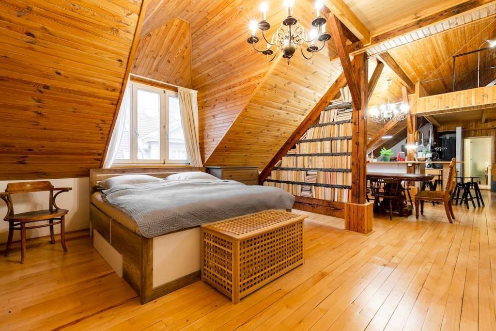 Rooftop 180M2 Loft With Private Sauna, Bratislava Luaran gambar