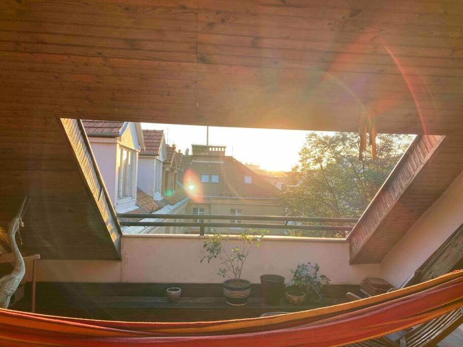 Rooftop 180M2 Loft With Private Sauna, Bratislava Luaran gambar