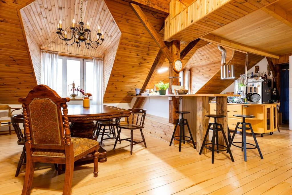 Rooftop 180M2 Loft With Private Sauna, Bratislava Luaran gambar